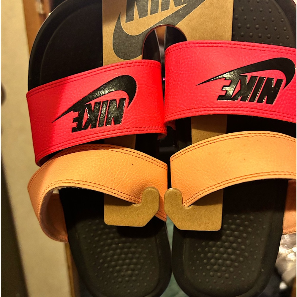 Nike Benassi Duo Slides